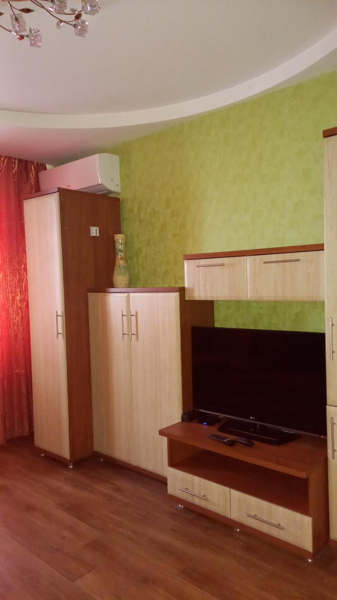 Комфортная 1-Комнатная Новопречистенская 1 Čerkasy Exteriér fotografie
